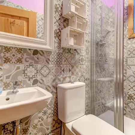 Hostel Factory Suites Barcelona *